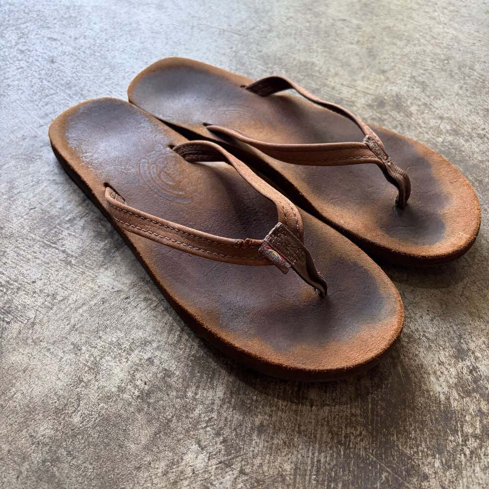 Rainbow Sandals Premier Leather Single Layer Narrow Strap Flip Flops Brown